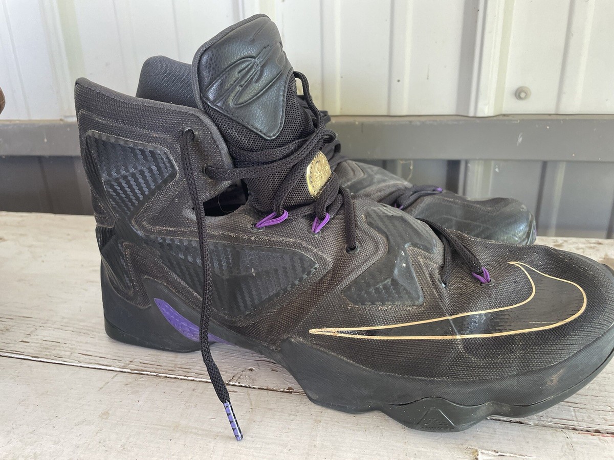Nike Lebron James Pot of Gold Black Basketball Shoes Mens 