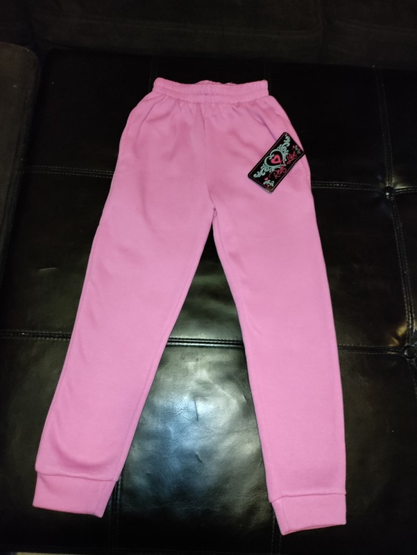 Girl's Sweat Pants Pink in Color w/Pockets  * Size 6x * Real Love Brand! New!