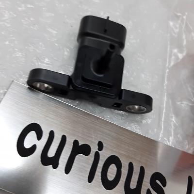 TOYOTA LAND CRUISER HZJ76 OEM Turbo Pressure Sensor 89421-60040