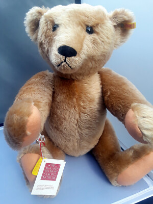 STEIFF Margaret Woodbury Strong Museum Teddy Bear 12 in beige mohair EAN 0155/32