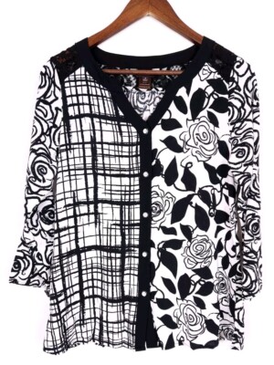 Multiples Black White Floral Lace Button-Up V-Neck Rayon Top - Size Small