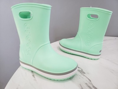 NEW GREEN SIZE 2 Crocs CROCBAND RELAXED FIT RAINBOOT RAIN BOOT BOYS GIRL KIDS