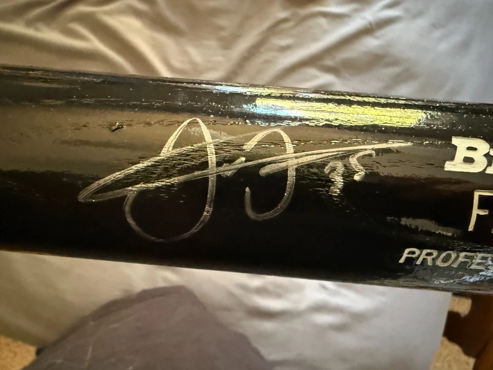 Frank Thomas Autographed AUTO Bat Big Stick Scoreboard COA - Image 2 of 4