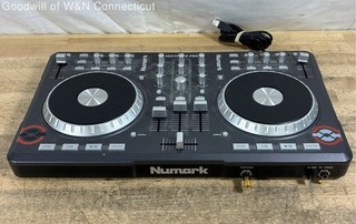 Numark Mixtrack Pro USB Digital DJ Software Controller Audio Interface 2011