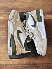 Paris Saint-Germain x Jordan Legacy 312 Low Fourth Kit for  display picture 2