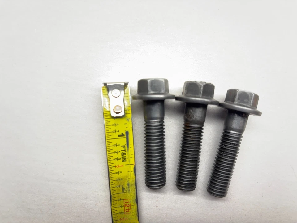 Juego de 3 pernos de arranque para Dodge Ram 2500 3500 2007,5-2009 6,7 L Cummins 4429621 usados Foto 2 de 4