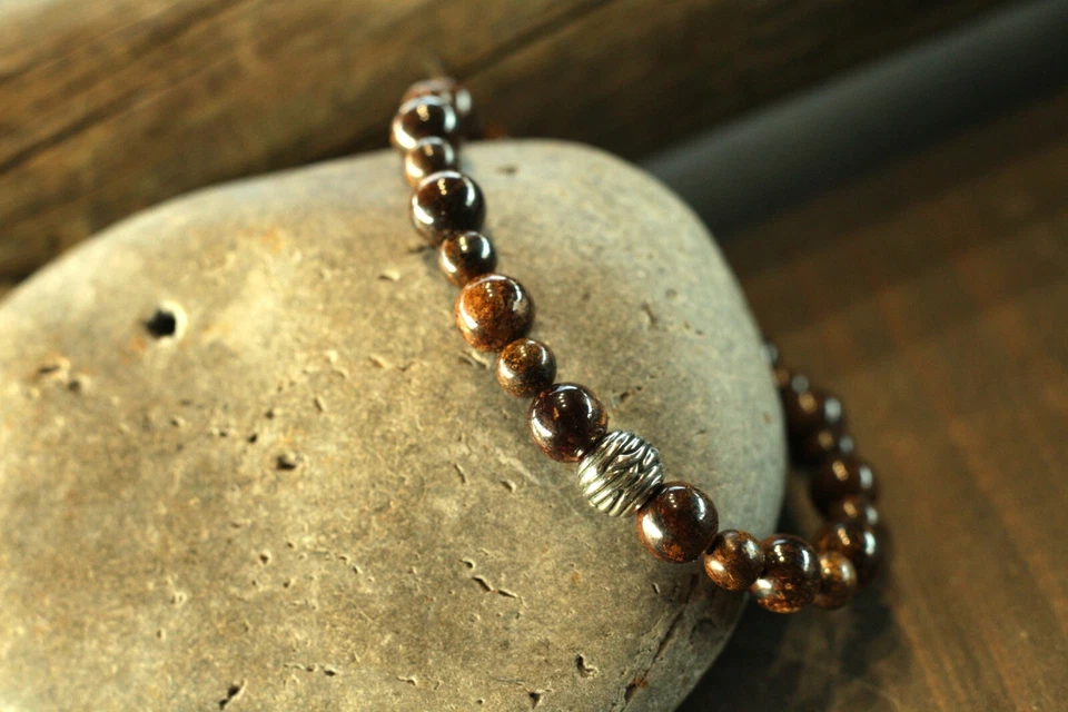  Pulsera para hombre con piedras preciosas de bronce y cuentas de aleación de cromo y cobalto hechas a mano Foto 4 de 4