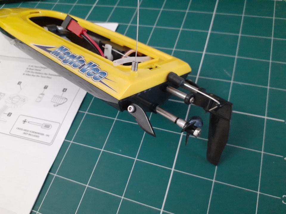 Joysway Magic Vee Model Toy Speed Boat Yellow crystal no 4 Spares