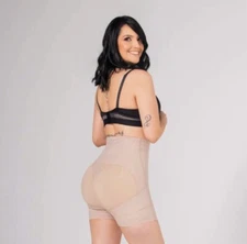 High-waisted butt lifter shaper short.reference 024650