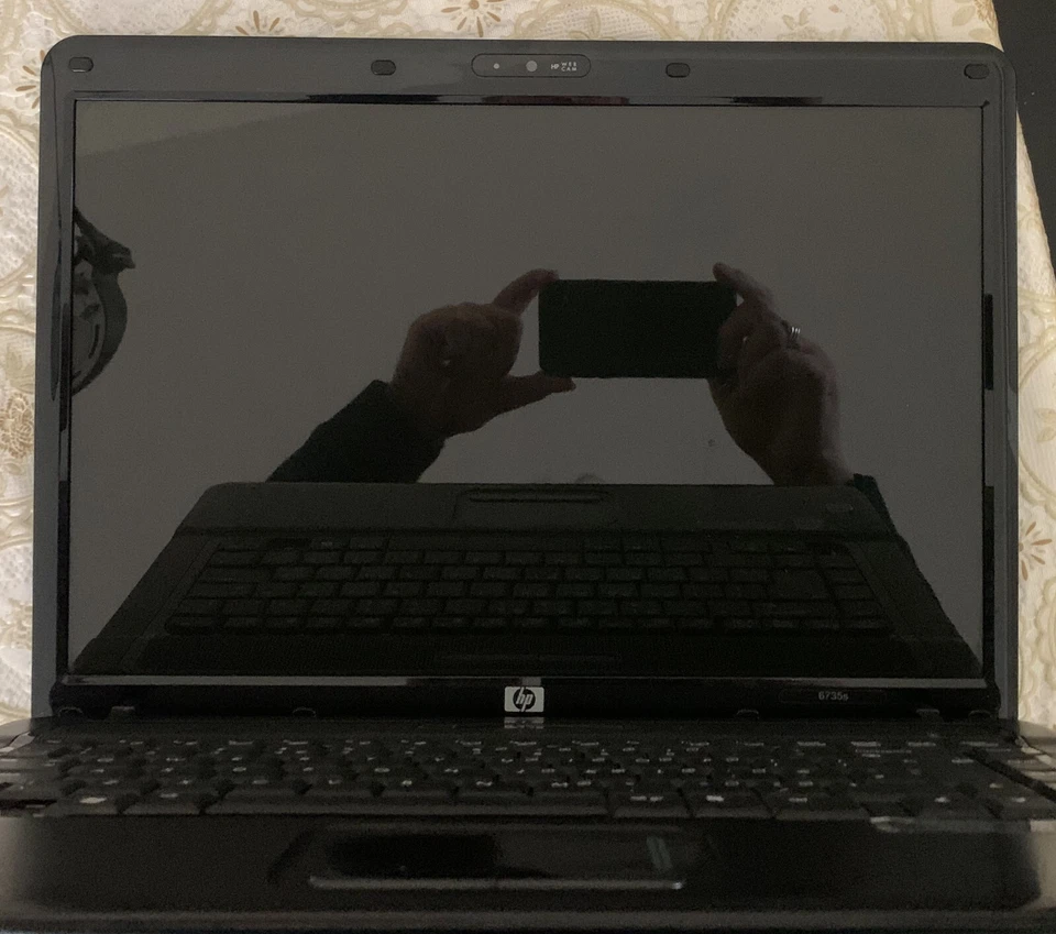 HP 6735s Laptop Netboook -Spares and Repairs - Read Description - Image 4 of 4