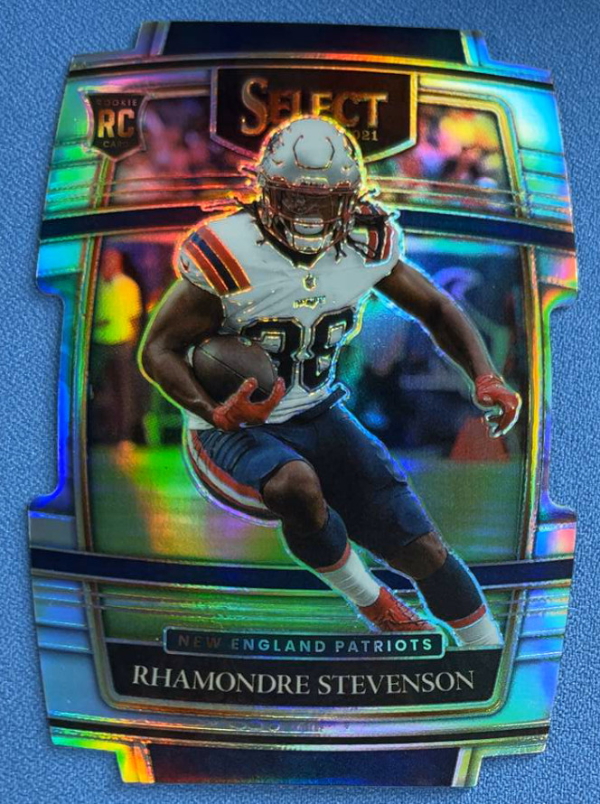 2021 Panini Select - Concourse Rhamondre Stevenson #75 Silver Prizm Die-Cut (RC)
