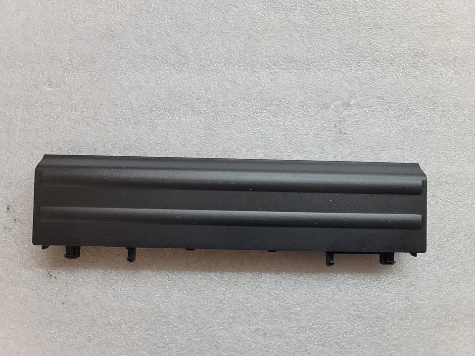 Batería de 6 celdas Dell VV0NF 65Wh 11,1 V OEM para Dell Latitude E5440 E5540 CXF66 Foto 2 de 2