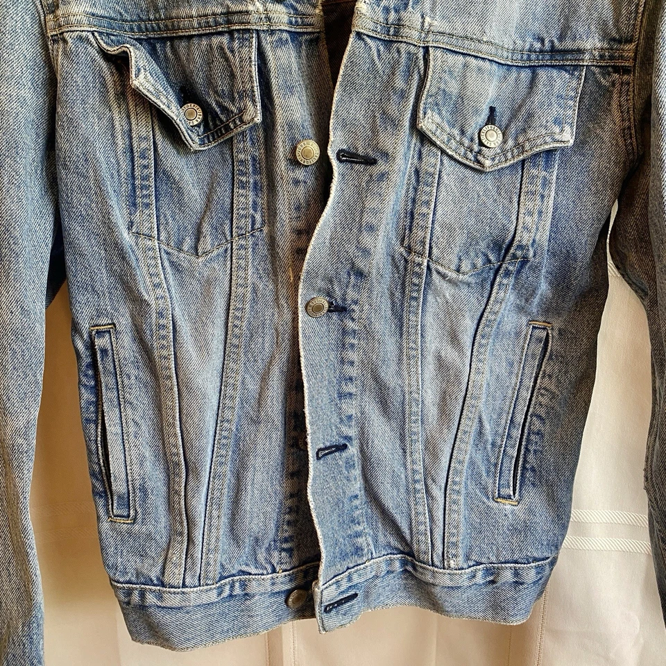 Jaqueta Brandy Melville Feminina Tamanho Único Azul Jean John Galt Denim Formato Encaixe - Imagem 2 de 4
