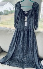 ASTR The Label blue floral puff sleeve sweetheart neck midi dress. Size Small