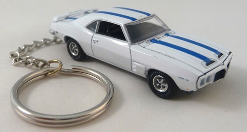 Keychain 1969 Pontiac Firebird TA T/A Trans Am White 2 door '69 Rare Key Chain - Picture 3 of 6