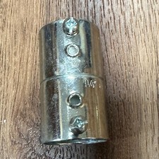 EMT Set Screw Coupling 1-1/4"