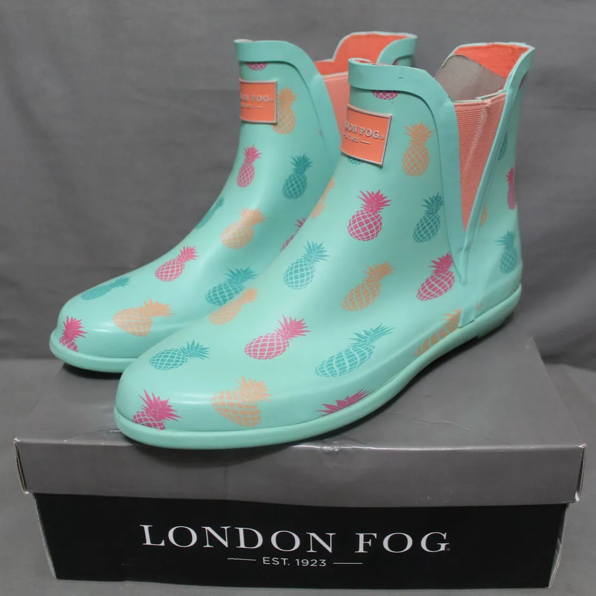 Pineapple top rain boots