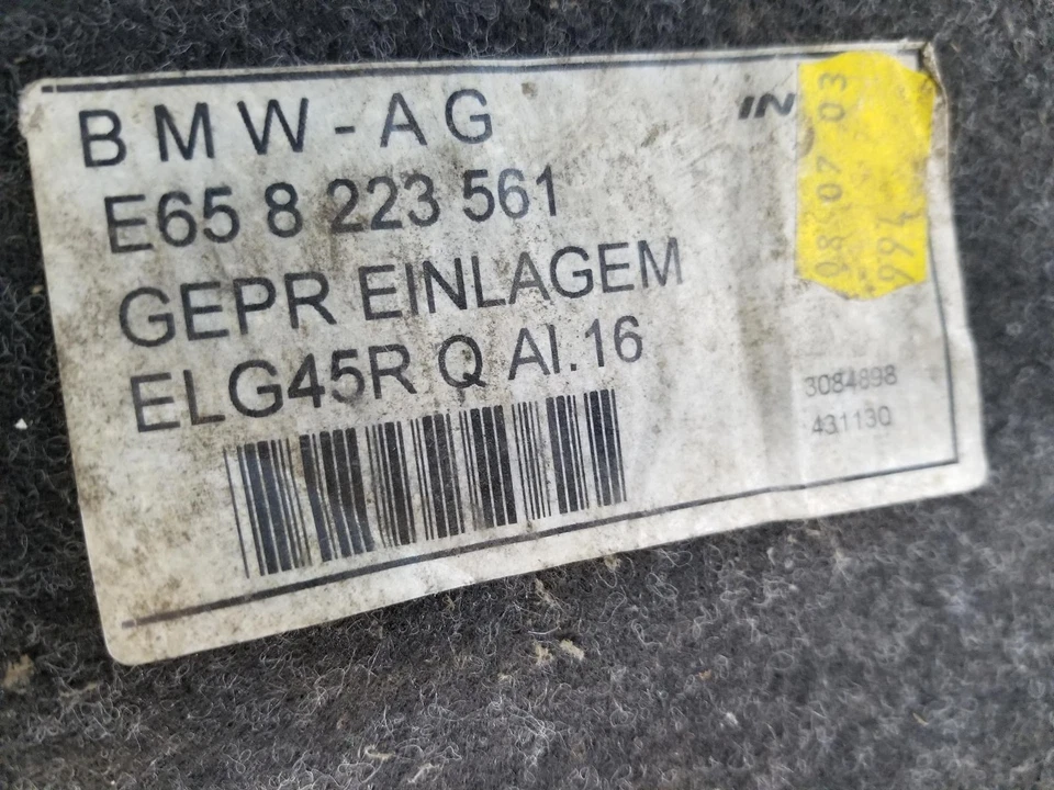 BMW 745i E65 2004 alfombra maletero trasero P/N 8223561 #002251 Foto 2 de 3