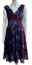 Vera Wang floral lace dress in purple and burgundy, US size 4 UK 8 EU 36