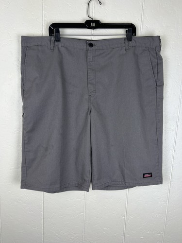 Genuine Dickies Chino Shorts Men's Size 44 Gray Pockets Belt Loop Zip Closure