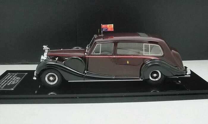 Rolls Royce Phantom IV 1950 1/43 limusina 7 plazas 4AF2 (negro/rojo) Foto 3 de 4