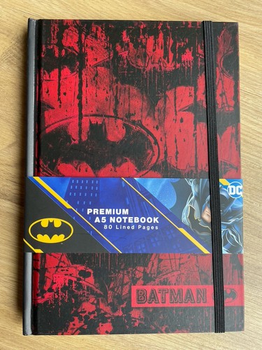 NEW DC Comics BATMAN Premium Lined A5 Hardback Notebook - Picture 1 of 3