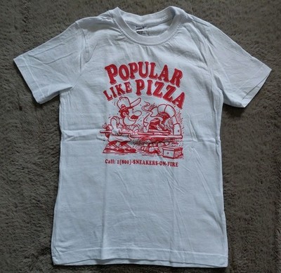 T-Shirt Gr. 134/140 Mister Tee weiß popular like Pizza Sneaker Turnschuh