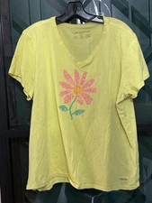 Life Is Good Love Fun Yellow Short Sleeve V-Neck Tee Size XL 