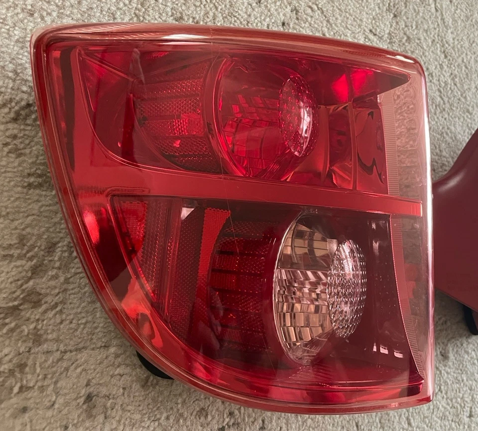Lámpara trasera izquierda y derecha Toyota Celica 2003 2004 2005 roja OEM nueva Foto 3 de 4