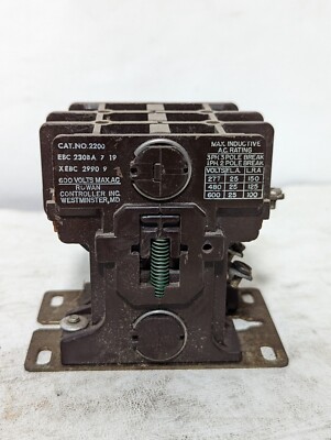 Rowan Controller 2200 three-phase contactor, 600VAC max