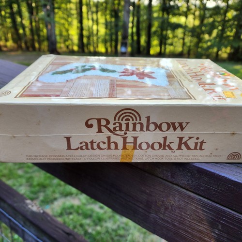 VINTAGE RAINBOW LATCH HOOK KIT STYLE 1051 STOCKING/STUFFER Sealed In