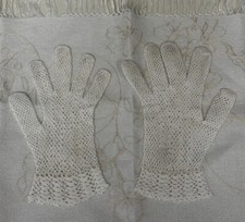 Vintage 1950  s Crocheted Ivory Lace Gloves Handmade No Tags