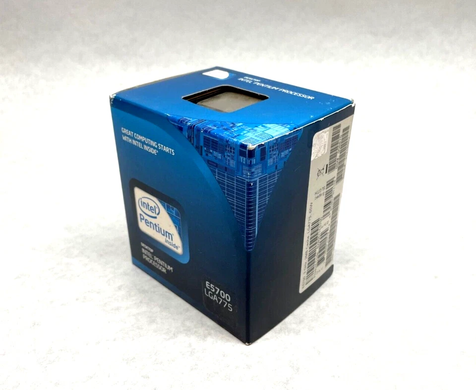 Intel E5700 LGA775 Pentium Processor, CPU, 3 GHz, 2MB Cache, BX80571E5700, SLGTH - Image 2 of 4