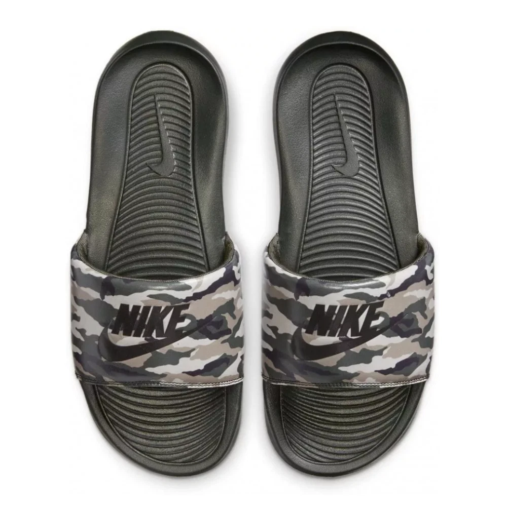 Scarpe estive uomo NUOVE taglia 18 NIKE Victori Slides stampa mimetica