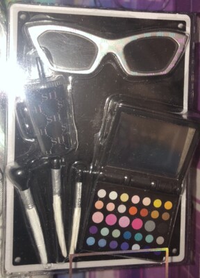Rainbow High Shadow High Dia Mante Mode Puppe Zubehör Tasse Make-up Pinsel