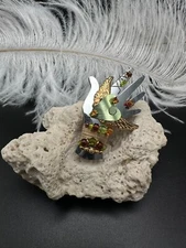 Vintage Liztech ‘Healing Hands’ Brooch – Signed, Unique Hand Design, 2.1”