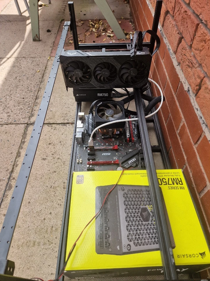 Crypto Mining Rig - Full training and setup - plug and play - 40+ coins - Image 2 of 3