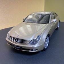 Kyosho Mercedes-Benz CLS [W219] (1/18)
