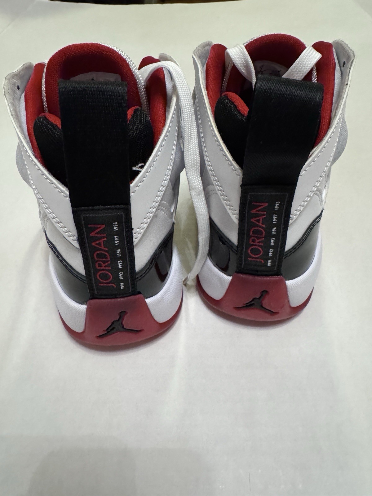 Nike Air Jordan Jumpman Two Trey "Bred" White Black Red DO1925-106 Men Size 7 thumbnail 4