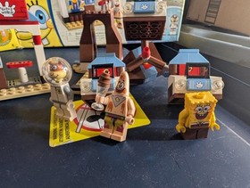 LEGO SpongeBob SquarePants Heroes of the Deep 3815 & Glove World 3816 Complete 