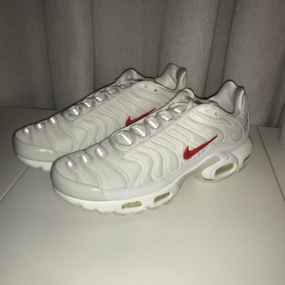 Nike Supreme x Air Max Plus TN White/Red DA1472-100 Low Top Men's Sneaker