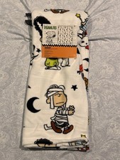 Peanuts Gang Halloween Super Soft Thick Plush Throw Blanket