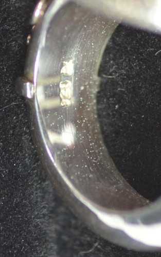 Suarti Teardrop Onyx in Statement Scrolled Ring Setting, size 6 0026 - Picture 5 of 5