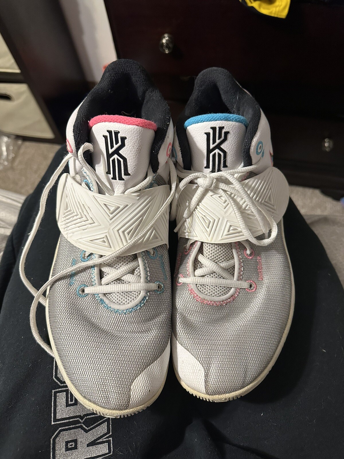 kyrie flytrap - image 1