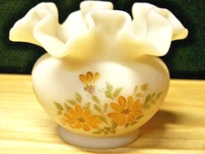 FENTON HAND PAINTED AND SIGNED YELLOW RUFFLED BOWL OR VASE  EXCELL COND