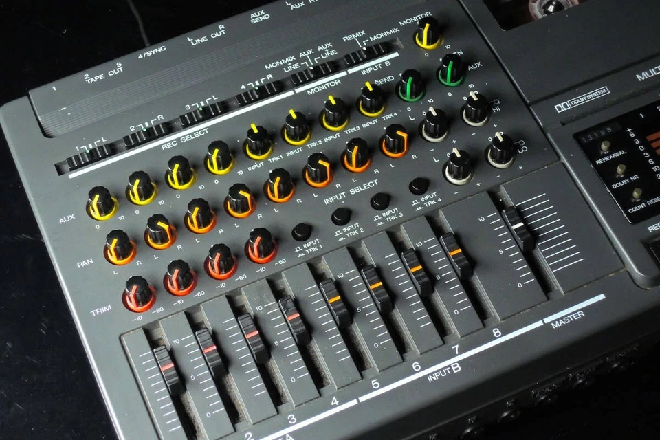 FOSTEX X-28H MULTITRACKER 4Track Cassette Mixer Recorder Maintained - Image 2 of 4