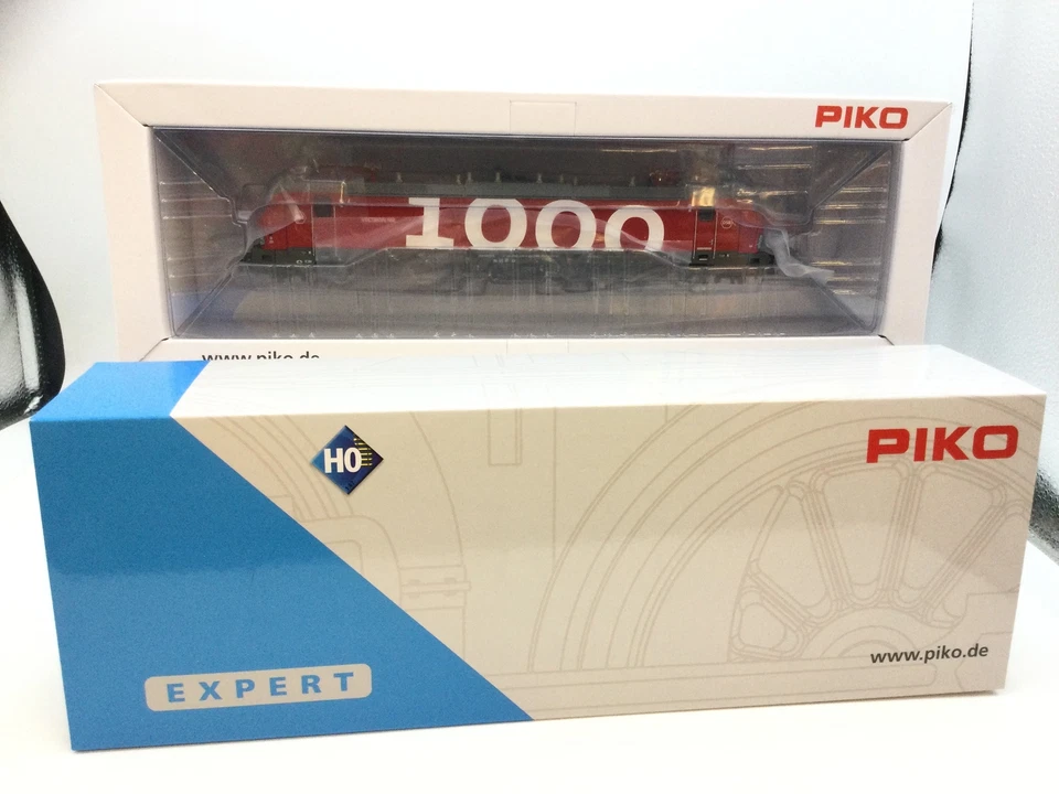 Piko 59736 HO Gauge Expert DSB 1000 Vectron Electric Locomotive VI - Image 2 of 2