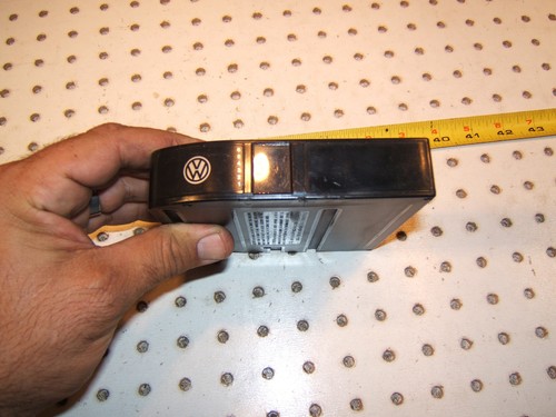 VW Jetta 96 in trunk CD changer ( READ ITEM DESCRIPTION ) 6CD 1 Magazine ONLY - Picture 15 of 19