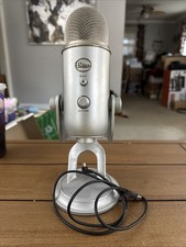 Blue Yeti Professional USB Microphone 988-000103 - Silver - Used