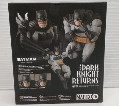 Medicom - Statuetta Batman: Il Ritorno Del Cavaliere Oscuro (The Dark Knight Returns) - Multicolore (MC47106) Con Base Inclusa - 3